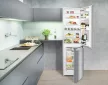 LIEBHERR Cuele 331 Szabadonálló kombinált alulfagyasztós hűtőszekrény | Silver