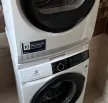 Electrolux E1WYHSK2 Összeépítő keret mosógéphez és szárítógéphez 