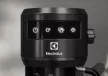 Electrolux E6EC1-6BST Explore 6 Eszpresszo Kávéfőző | Fekete inox